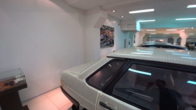 Самарская область: Тольятти и окрестности \ Гора Стрельная \ Замок Гарибальди \ Музей АвтоВАЗ и др. смотреть онлайн