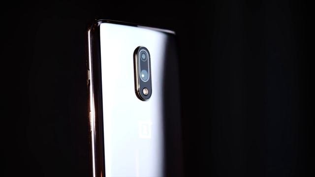 OnePlus 7 (НЕ Pro) Обзор - ВЫ ЕГО ЗАХОТИТЕ! ОН ОФИГЕННЫЙ!
