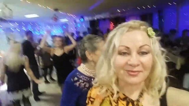 Танцуем… Отмечаем Новый год!   24.12.2018 г.