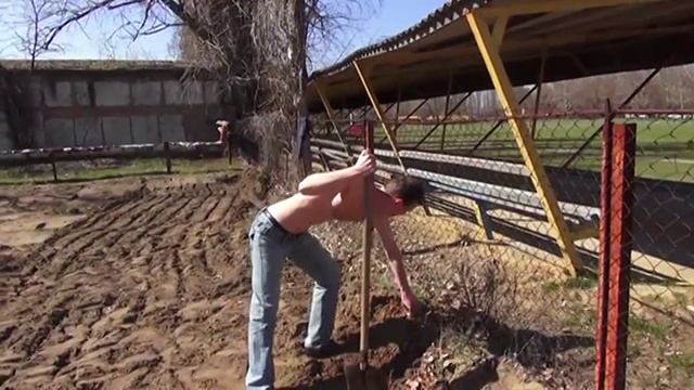 Дяглев на строительстве новых спортивных площадок 23.03.2017 нарезка № 2 смотреть онлайн