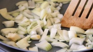 Гуляш из телятины с подливкой