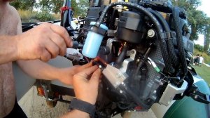 Замена Масла и Фильтра лодочного мотора Suzuki DF15A часть 1