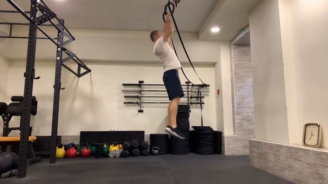 Подтягивания на кольцах смотреть онлайн