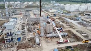 Монтаж ректификационных колонн для ЭЛОУ АТ-6 Ильского НПЗ