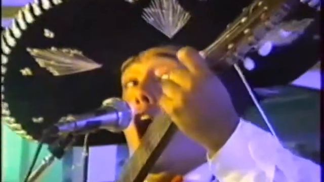 Memorias de una vieja cancion-Cucurrucucu Paloma.avi смотреть онлайн