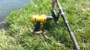 Как поймать рыбу, на шуруповёрт DeWalt