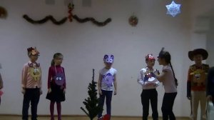 Новогоднее выступление 1 класса А.
