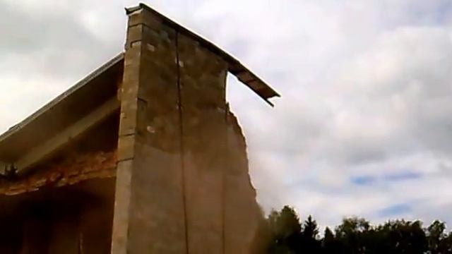 Демонтаж монолитно-кирпичного зданий смотреть онлайн