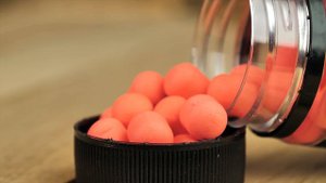 ТОП насадка! Бойли Carp Pro Diamond Pop-Ups - плаваючі бойли найвищої якості для ловлі коропа