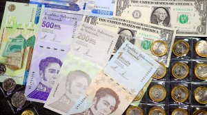 Распаковка посылки с монетами и банкнотами. Пополнение коллекции.