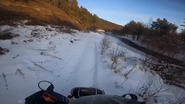 ПРОГУЛКА В ОДНОГО XR250 BAJA (шипы) смотреть онлайн