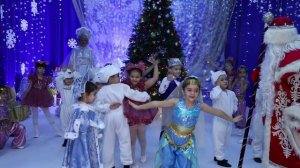 Игра с Д.Морозом "Ледяные фигуры" Видео Sirin