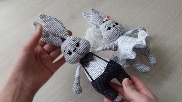 Свадебные зайки. Готов МК . #вязаниекрючком #мкповязанию #вязаныеигрушки
