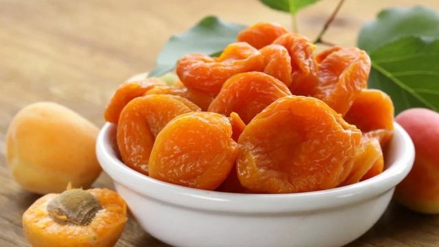 Как УБРАТЬ отёки НОГ с помощью настоя КУРАГИ - просто и эффективно!