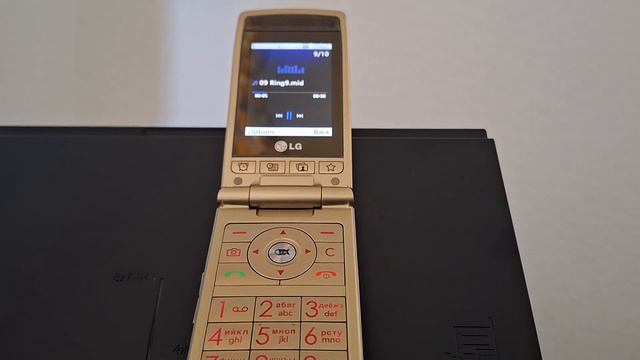LG G360 ringtones on LG KF300 смотреть онлайн