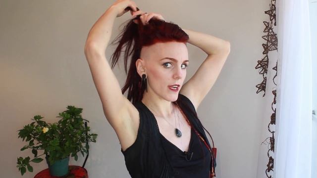 My High Bun Hairstyle with Dreads and an Undercut смотреть онлайн