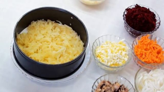 Салат слоеный с рыбными консервами.#салат #слоеныйсалат #проверенныерецепты #салатизрыбныхконсервов