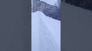 Горка посе. Громадск оценка 4 бала из 5. Ступени доделать и борта наростить, а так образцовая горка