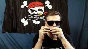 @Harpe..r Как попадать в одно отверстие на гармошке | How to play single notes on harmonica(ENG sub)