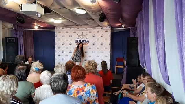 Выступление на теплоходе " Козьма Минин ". Исполнение песни Е.Ваенги" Желаю". смотреть онлайн