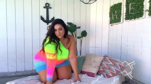 Erica Lauren - Fashion Nova Curve Lookbook