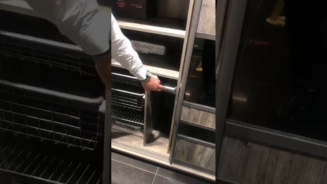 Обзор Шкаф-купе 2-х дверный Mix (Кухни и ванные Мария) смотреть онлайн