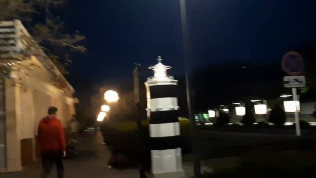 Танцы на НАБЕРЕЖНОЙ Анапы?Вечерняя АНАПА #анапа #2021 смотреть онлайн