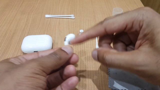 How To Clean AirPod Pro (2021) смотреть онлайн