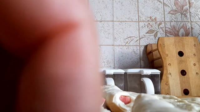 Без масла и духовки "Сосиски в тесте" и без дрожжей. смотреть онлайн