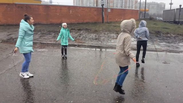 Роуп скиппинг (спортивная скакалка). Пока едем домой с соревнований смотреть онлайн