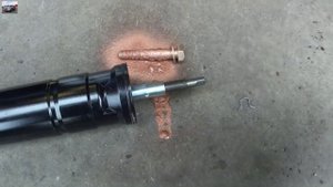 Замена передних амортизаторов Mercedes W210 How to Replace Front Shock Absorbers