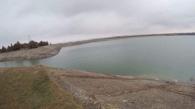 Пошла вода из северо-крымского канала. Городское полное идет зброс в Тайганское водохранилище. Крым смотреть онлайн