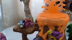 Лител Пони против динозавра