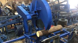 Линии для раскряжевки бревен. Торцовочная линия для бревна. Гидроторцовка для бревна.