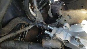 Шум и люфт помпы кадиллак эскалейд