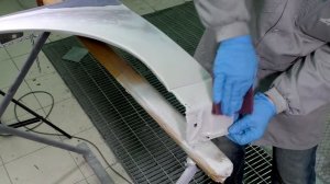Как МАКСИМАЛЬНО удалить КОРРОЗИЮ и ПОКРАСИТЬ крыло САМОМУ? Часть 2