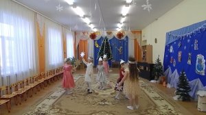 Танец с волшебными звездочками Репетиция. Постановка Никитиной О. К. старшая смеш. группа 2022