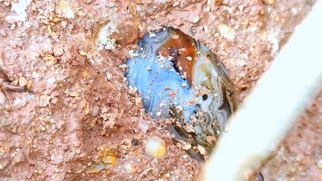 Old Gold Mine! I finally found gold encased in blue crystal смотреть онлайн