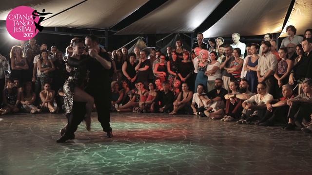 Joe Corbata - Lucila Cionci / Catania Tango Festival 2017 (1/4) смотреть онлайн