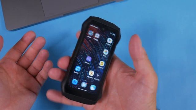 Первый взгляд на компактный Blackview N6000 смотреть онлайн