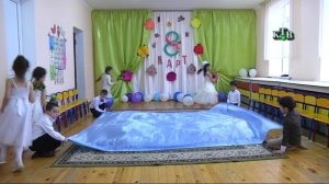 8-Мартдин сувар ЦIийи хуьруьн аялрин бахчада.