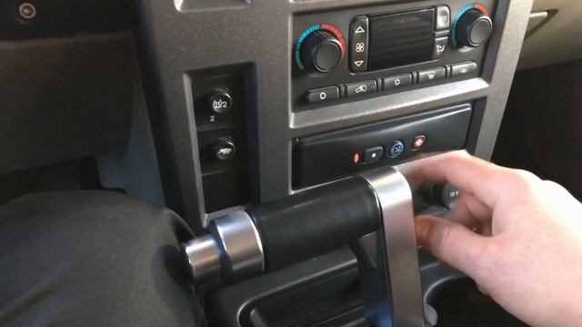 Hummer H2 как убрать (Алису ) из хаммера!