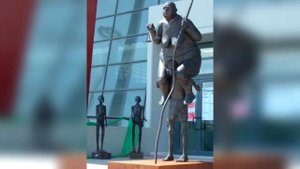 10 САМЫХ НЕОБЫЧНЫХ ПАМЯТНИКОВ МИРА