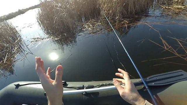 Первый выход на лодке по открытой воде I Каховское водохранилище смотреть онлайн