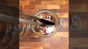 МАРИНОВАННЫЙ ОСЬМИНОГ рецепт. Вкусная закуска осьминожки в масле. Как приготовить осьминога