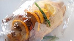 Запеченная утка в рукаве