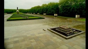 Sowjetisches Ehrenmal Treptower Park in Berlin.