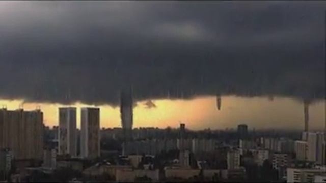 Торнадо в Москве 2017