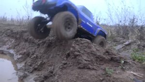 ГЕЛЕНДВАГЕН 6X6 против TRX-4 4х4 ... Сравнительный тест в гряземесе. Оффроад Traxxas G63.