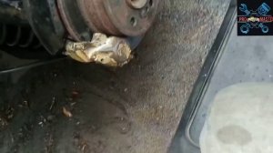 Как выдавить поршень суппорта